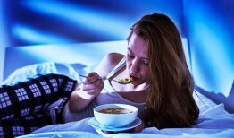 娱乐吃瓜酱熬夜视频大全,娱乐吃瓜酱带你领略深夜视频盛宴