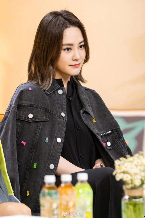 娱乐吃瓜女明星背景